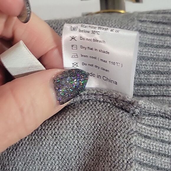 J. ING button cardigan. Size S - Picture 6 of 6